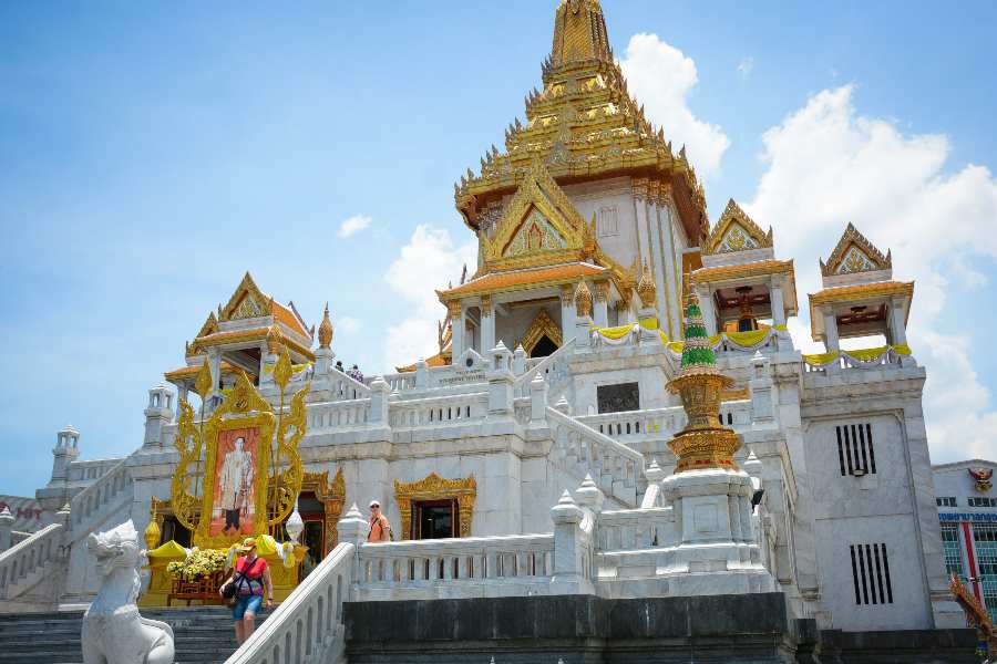 Wat Traimit Bangkok